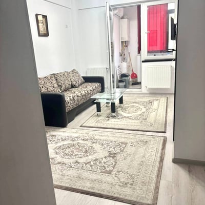 Langzeitmiete einer gemütlichen 2-Zimmer-Wohnung, Bukarest, 6. Bezirk, Chiajna, Rumänien